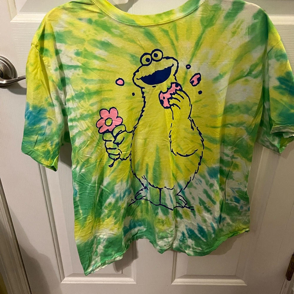 Sesame Street Tie-Dye Cookie Monster Tee - Yellow and Green